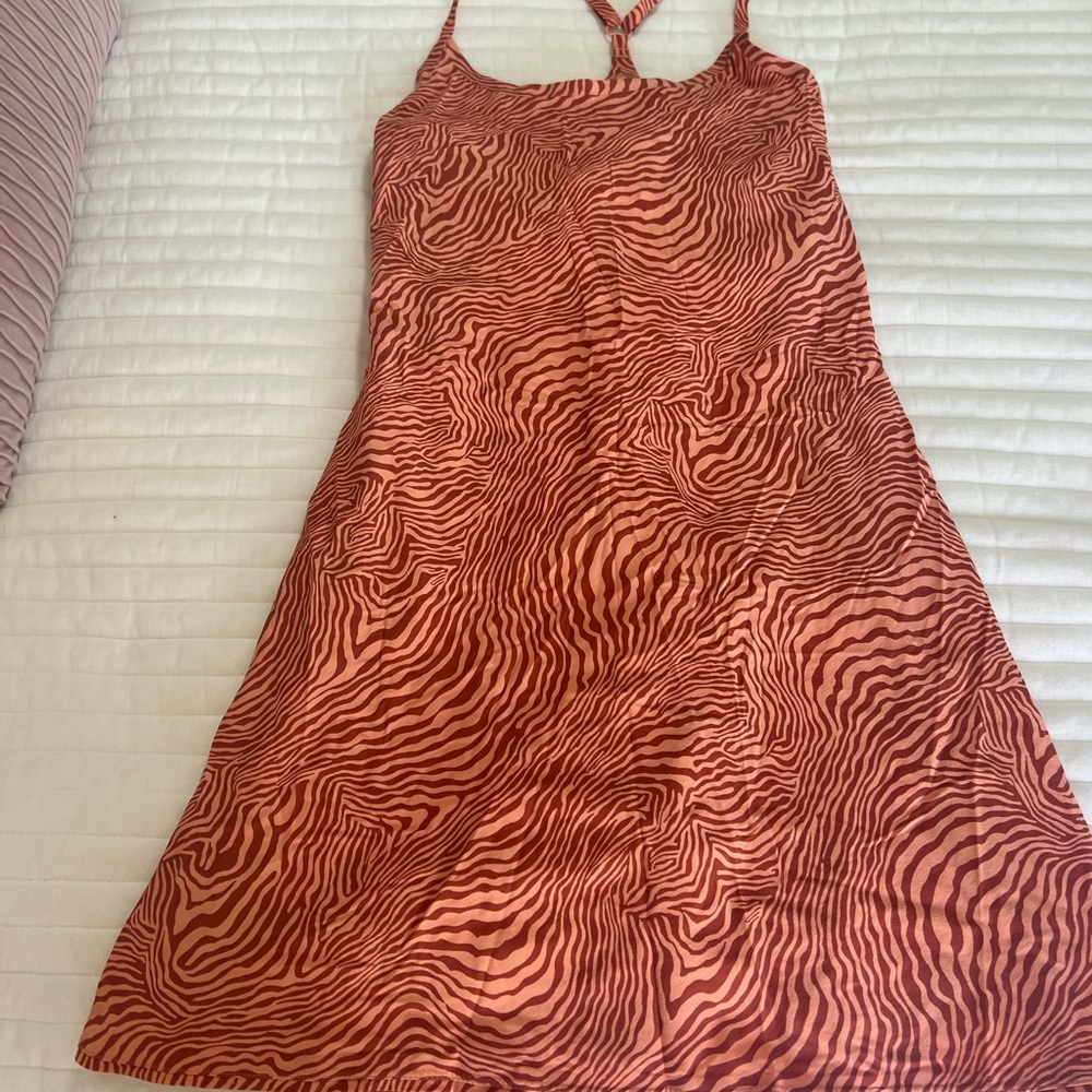 outdoor voices exercise dress size small